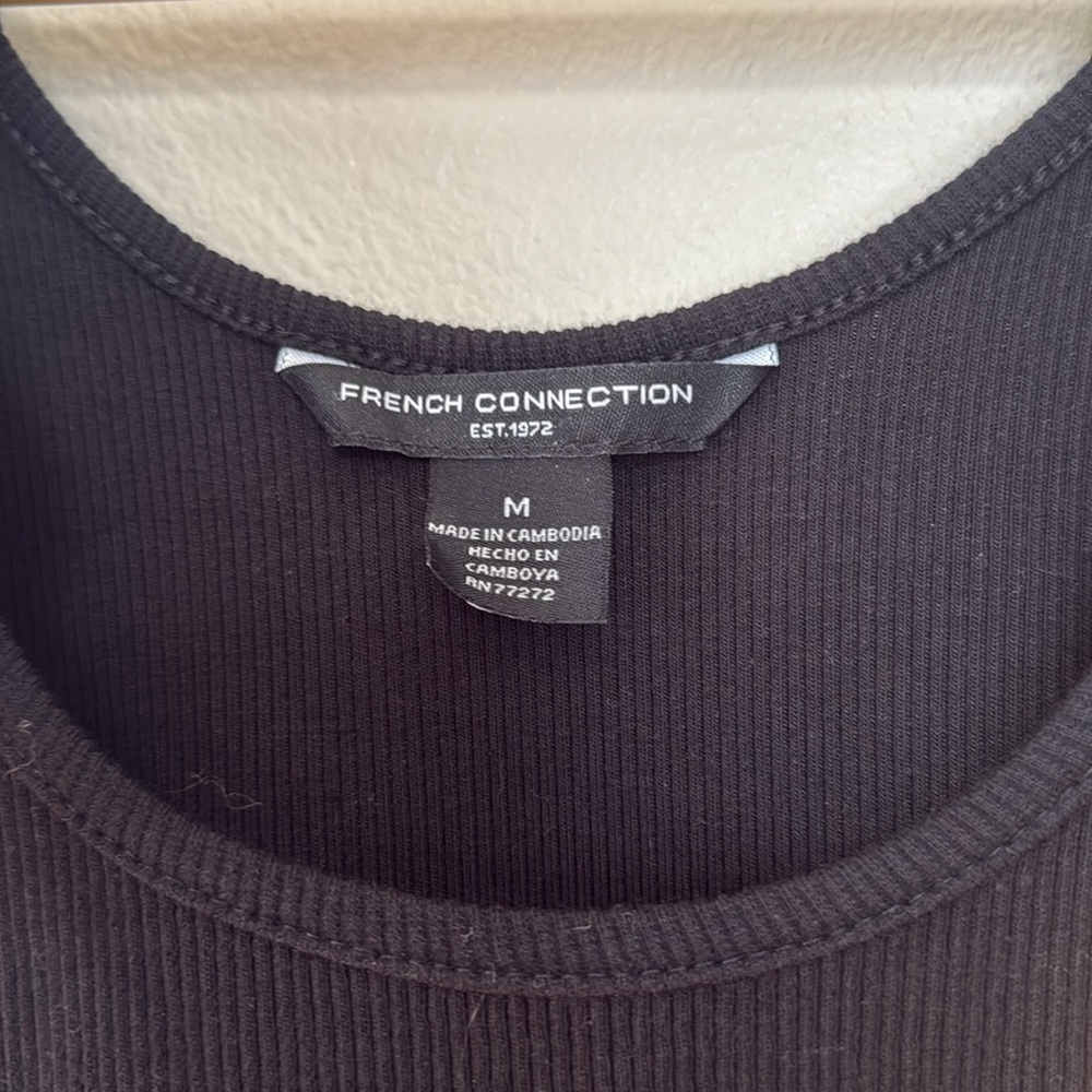 NWT French Connection Black Bow shoulder Strap Tank Top medium - Picture 2 of 5